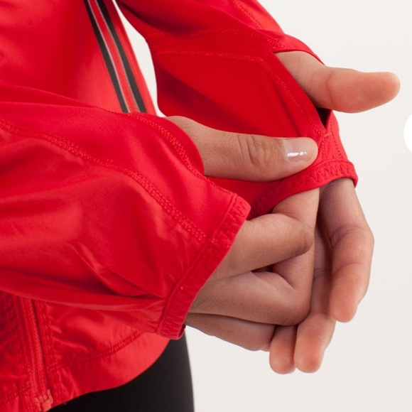 Lululemon Run: Nothing But Run Jacket - Picture 15 of 16